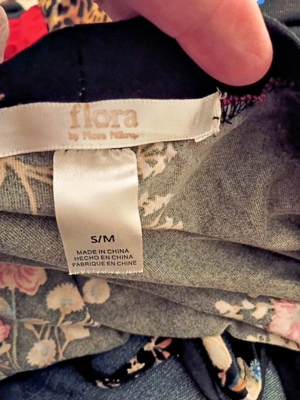 Flora Floral Robe - Picture 9 of 9